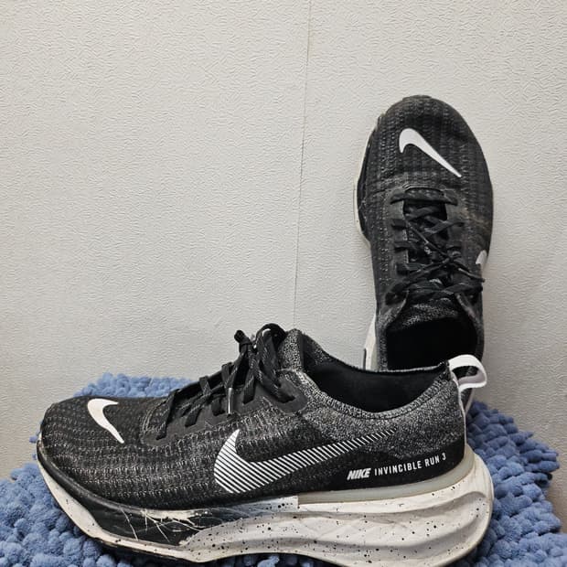 나이키 줌X 인빈시블 런 플라이니트 3 블랙 280