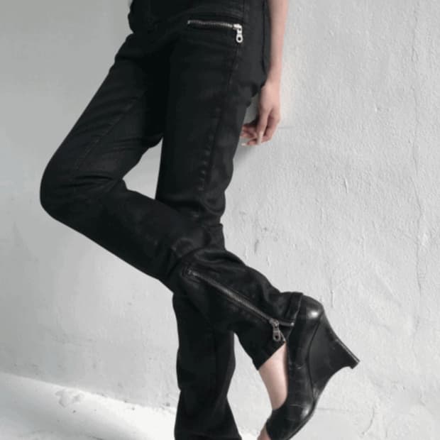 쿄이 CLASSIC CROC WEDGE HEELS