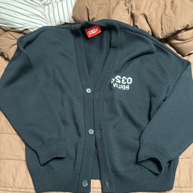 032c 셀피 가디건