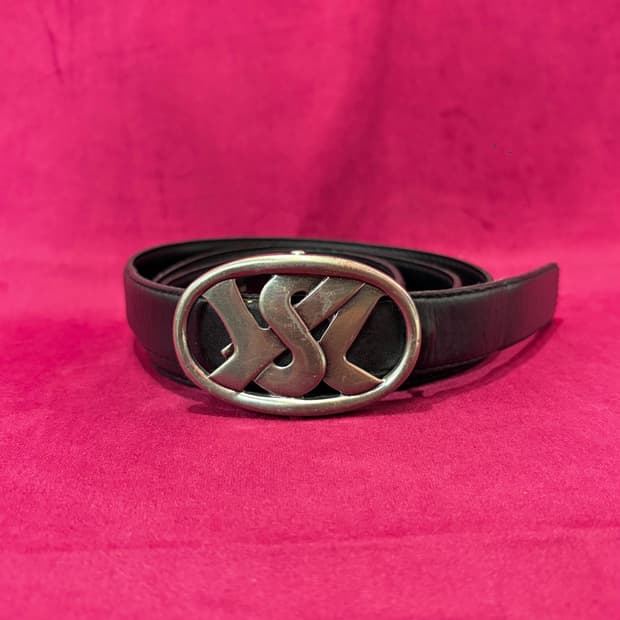 입생로랑 실버 로고 벨트