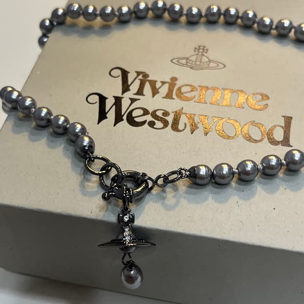 비비안웨스트우드 알렉사 흑진주 orb 목걸이