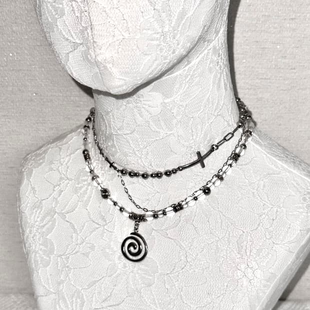 [MUSIM] HANDMADE NECKLACE