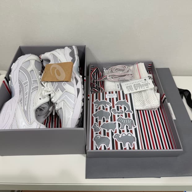 아식스 톰브라운 화이트 280