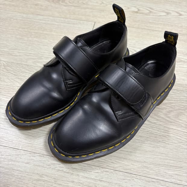 닥터마틴 엔지니어드가먼츠 콜라보 230