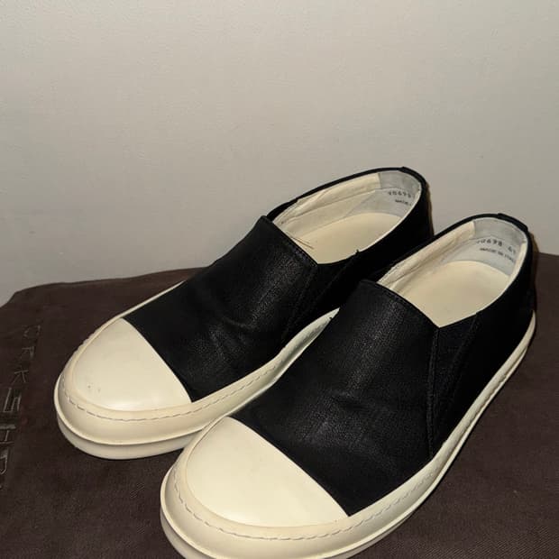 릭오웬스 다크쉐도우 코팅 슬립온(41사이즈)