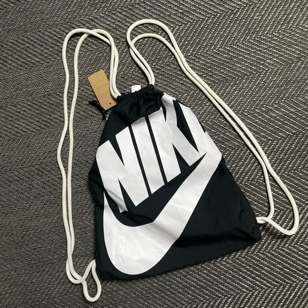 나이키 스우시 빅로고 헤리티지 짐색y 5206