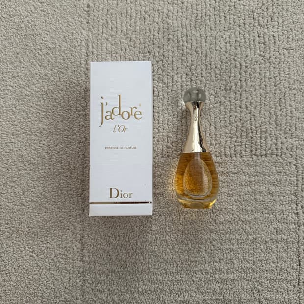 디올 쟈도르 로르 에센스 드 퍼퓸 50ML