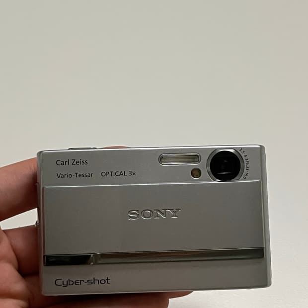 SONY DSC T-9 디지털 카메라