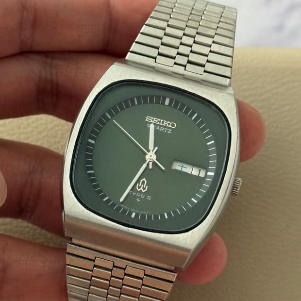 Seiko 세이코 쿼츠 Type II 쿠션 케이스 그린 다이얼 1977