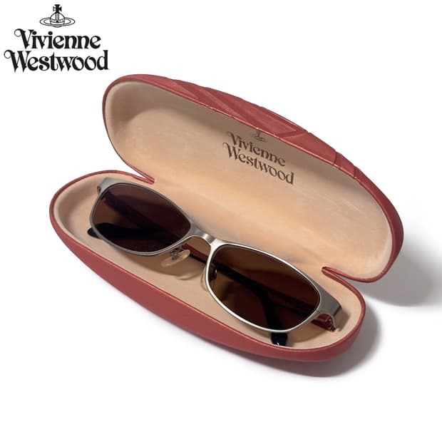 비비안 웨스트 우드 (VIVIENNE WESTWOOD)