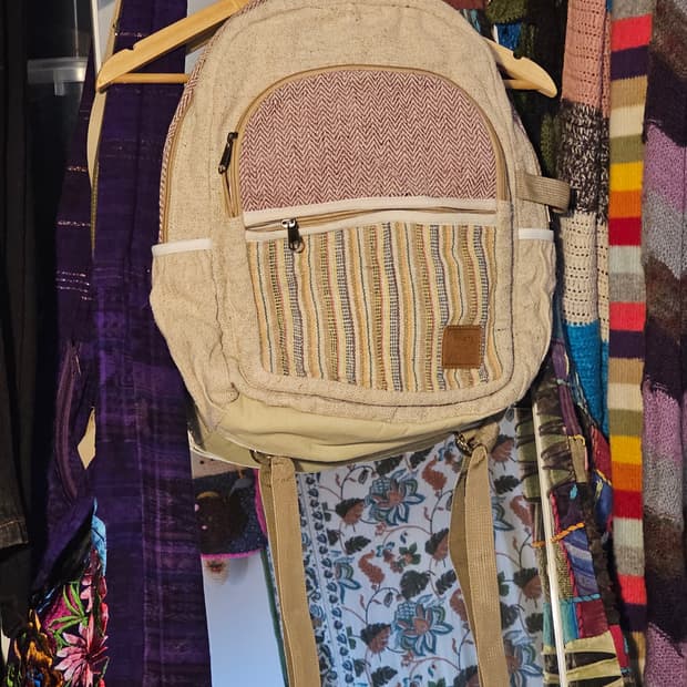 베이지 히피 모리백팩