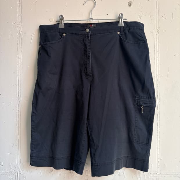 TONI DRESS shorts