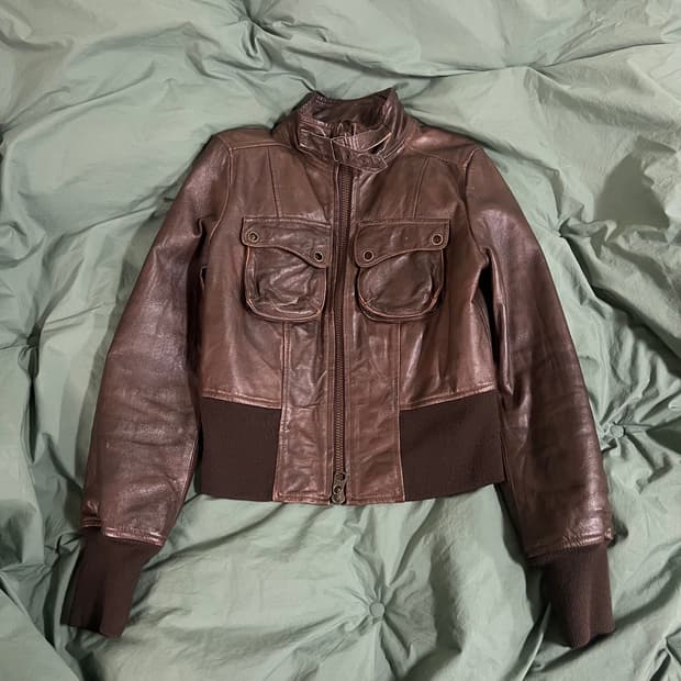 브라운 돈피 레더 봄버