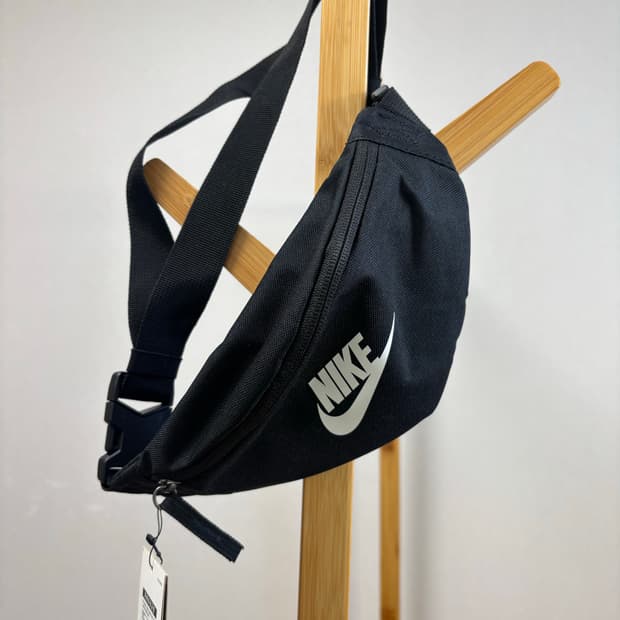 나이키 헤리티지 웨이스트펙