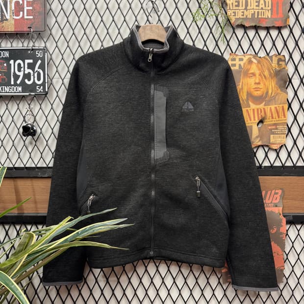 00s 나이키 ACG 스피어 써멀 테크니컬 플리스 자켓 블랙