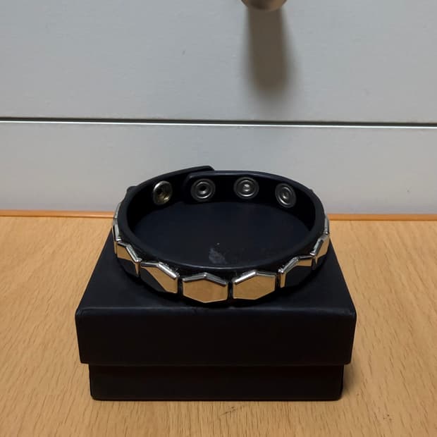 (Os)언더커버 팔찌