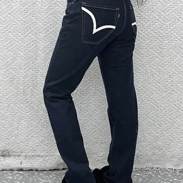 리바이스 엔지니어드진 캐주얼 키치 프린팅 데님팬츠 28인치 C10285