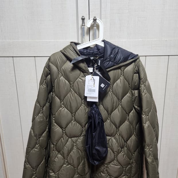 타이온 106 다운파카 올리브 L사이즈(새상품)