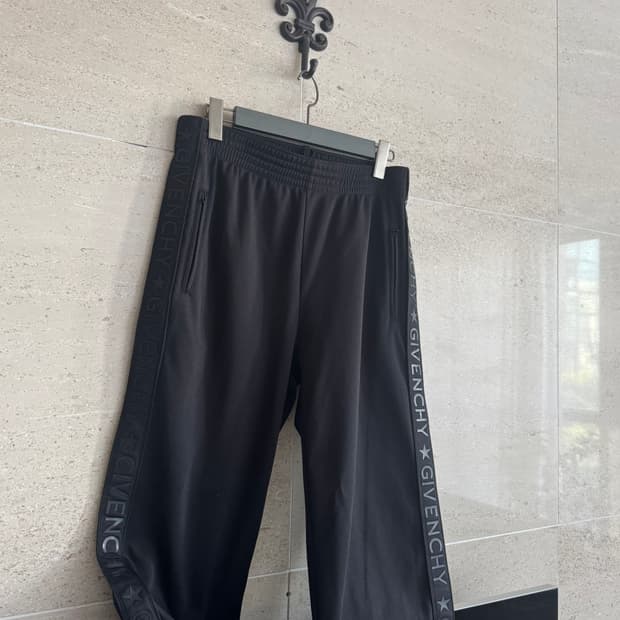 지방시 사이드 로고 팬츠