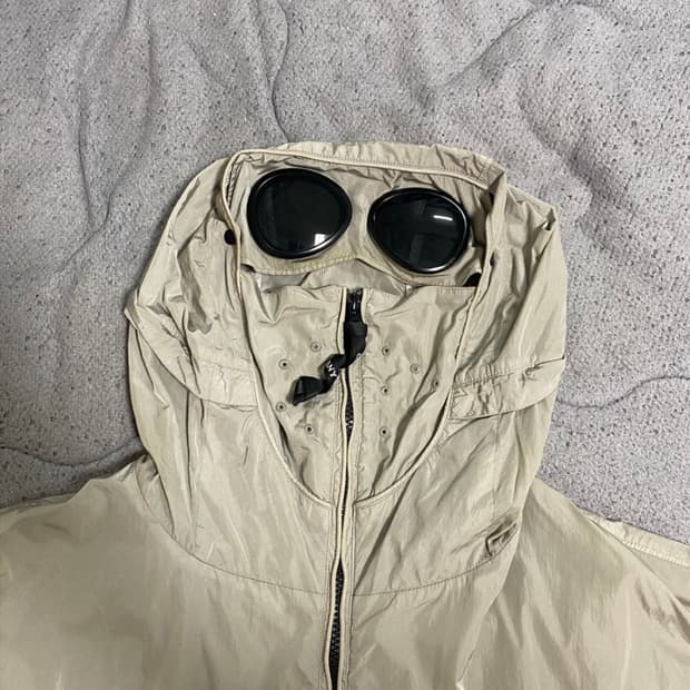 cp컴퍼니 고글 바람막이