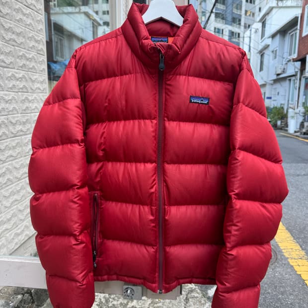 파타고니아 04‘s 패커블 다운 레드 패딩 M