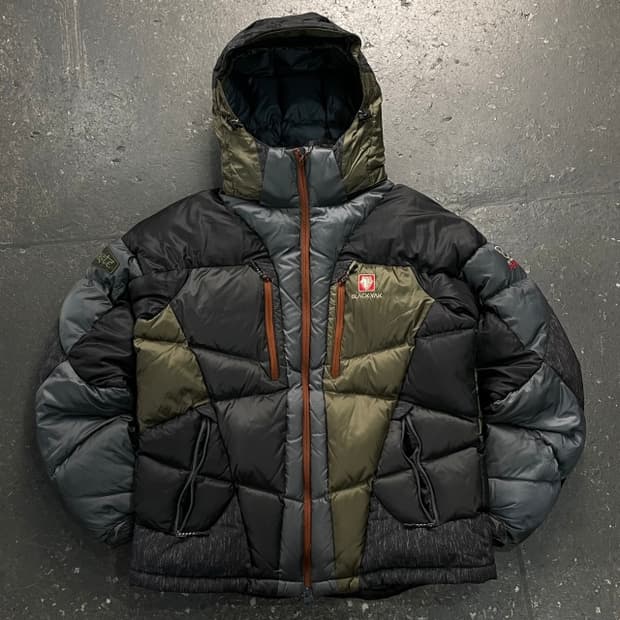 100 블랙야크 패딩 