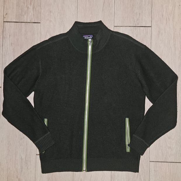 2005 patagonia boiled wool zip up knit