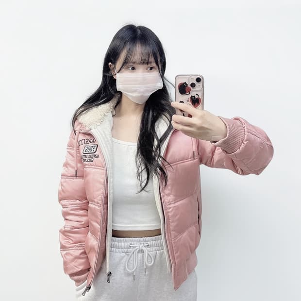 후부 스펠 로고 후드 패딩 딸기우유