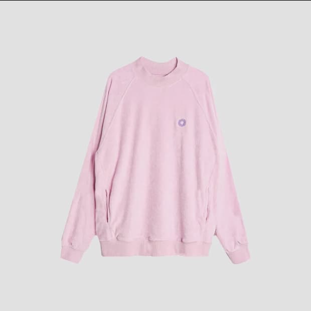 999휴머니티 라벤더 모크넥 맨투맨