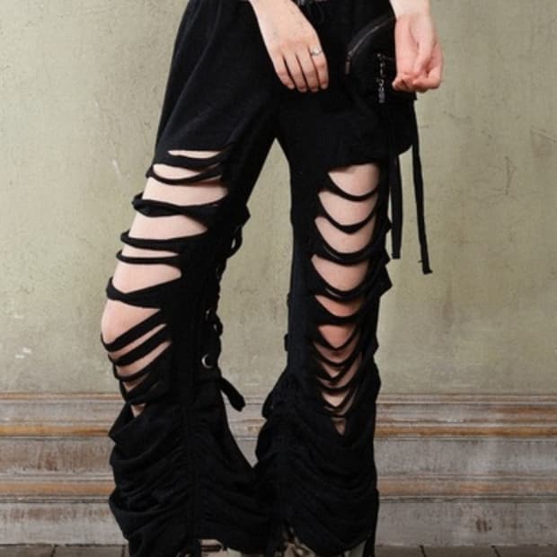 택포•ARIADNAw low-waist cut out pants