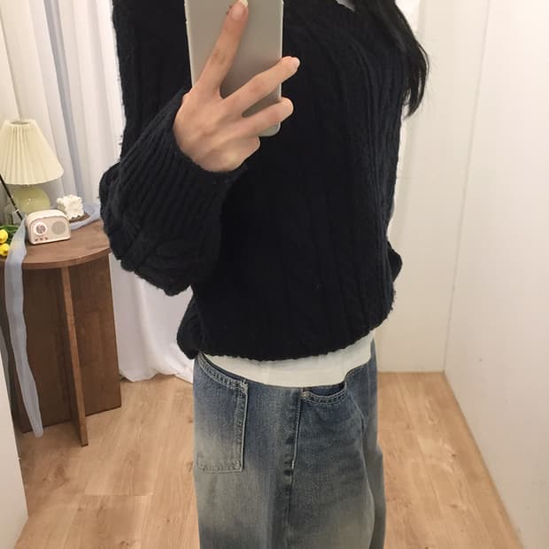 Women Uniqlo x JW Andersen Knit 100