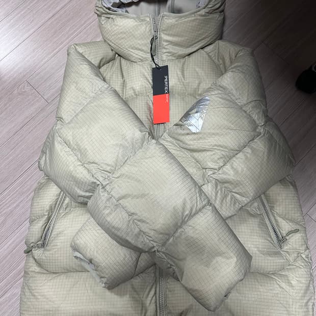 [M] 팔라스 25FW 퍼텍스 퀸텀RS 푸파 그레이 새상품