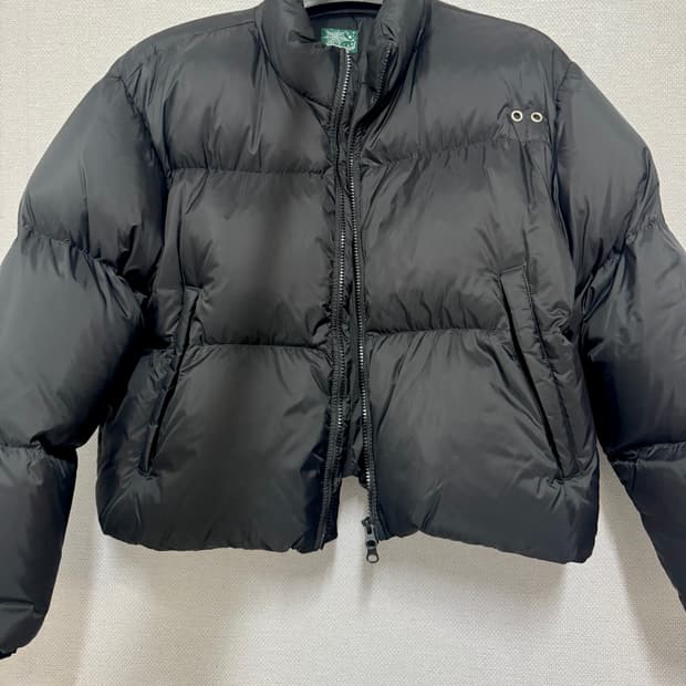 더콜디스트모먼트 TCM starfish logo 푸퍼 숏패딩