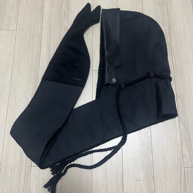 aesynctx REVERSIBLE HOODED MUFFLER Black