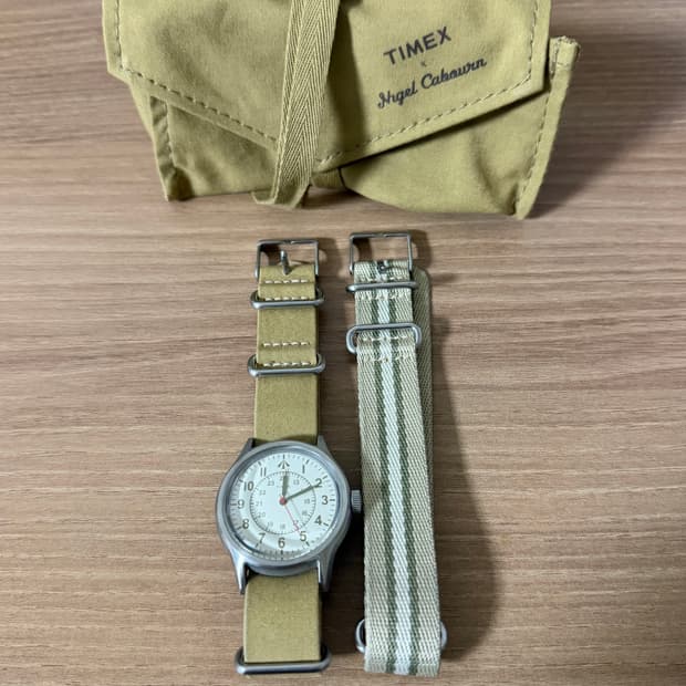 나이젤카본 타이멕스 데저트워치 시계