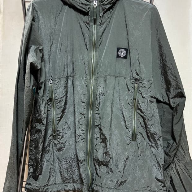 스톤아일랜드 나일론메탈 후드집업