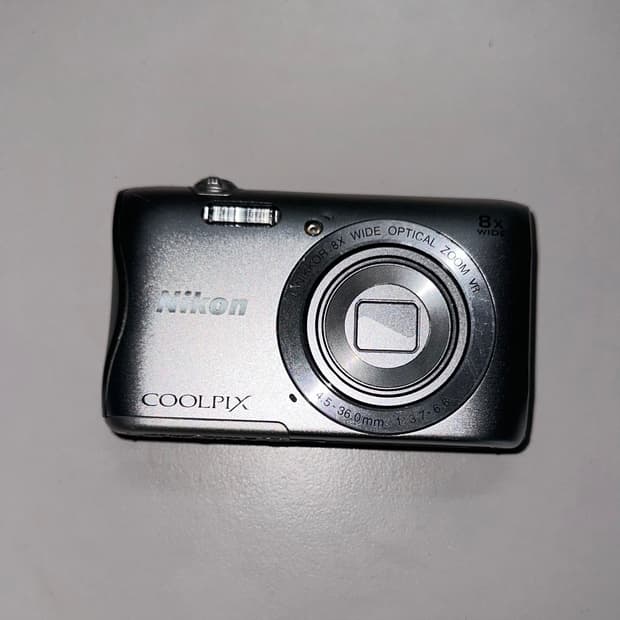 작례 o) 니콘 쿨픽스 s3700