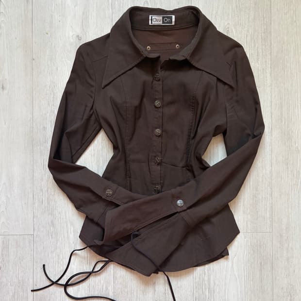 고정) 오즈온 셔츠 고동색 고딕 ozz on ozz croce 오즈크로스