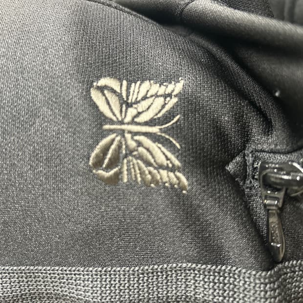 니들스 hd 블랙 그레이