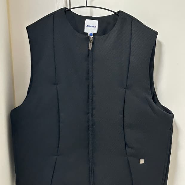 아더에러 puffer vest product.8 XL