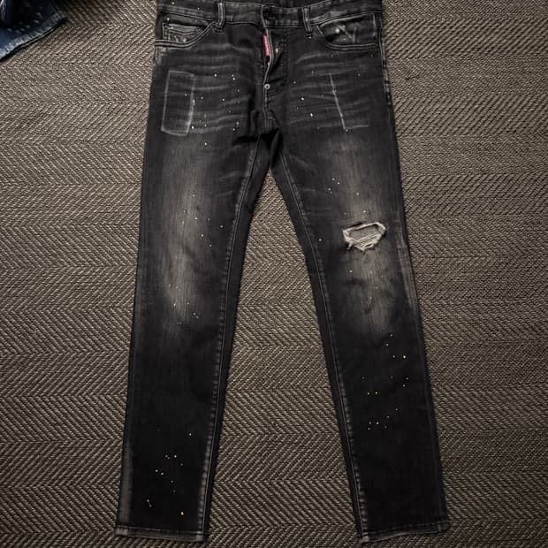 디스퀘어드 21ss 페인팅 스팟 무릎 디스 슬림 진 44