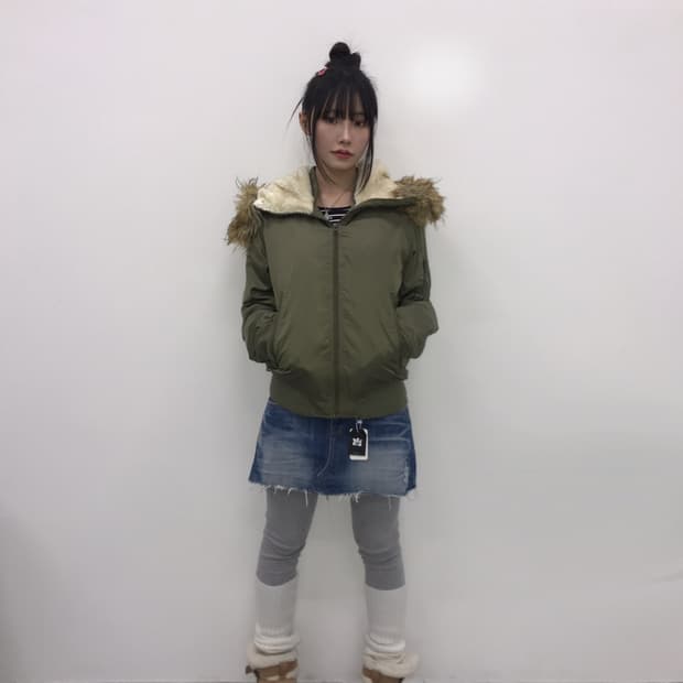 Jpn Fur-Hooded MA-1 Bomber Jacket