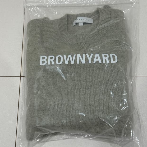 브라운야드 모헤어 니트