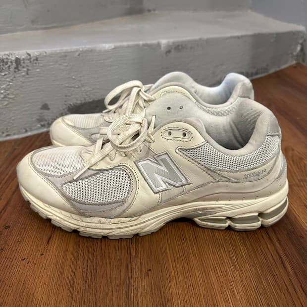 뉴발란스 2002r 270사이즈 판매
