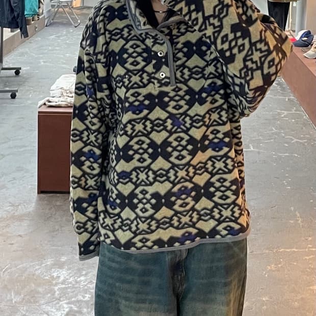 아디다스 에스닉 나바호 아즈텍 패턴 스냅 버튼 풀오버 플리스 H1567
