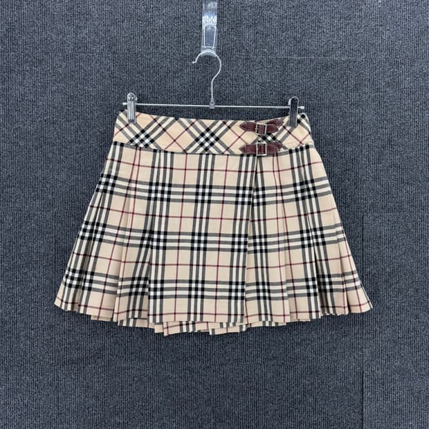 노바체크 랩스커트