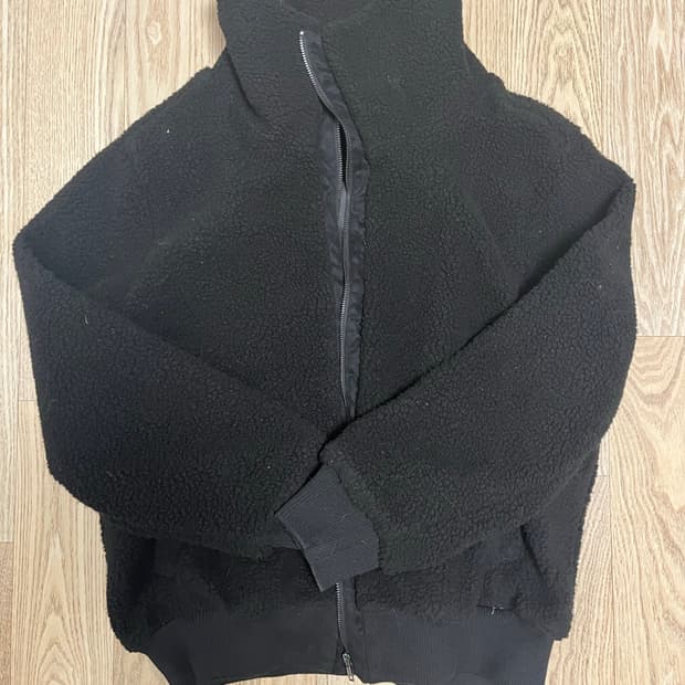 코튼온 블랙 후리스 집업