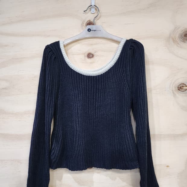 526) 배색 골지 니트 긴팔티