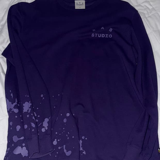 아이앱 스튜디오 롱슬리브 퍼플