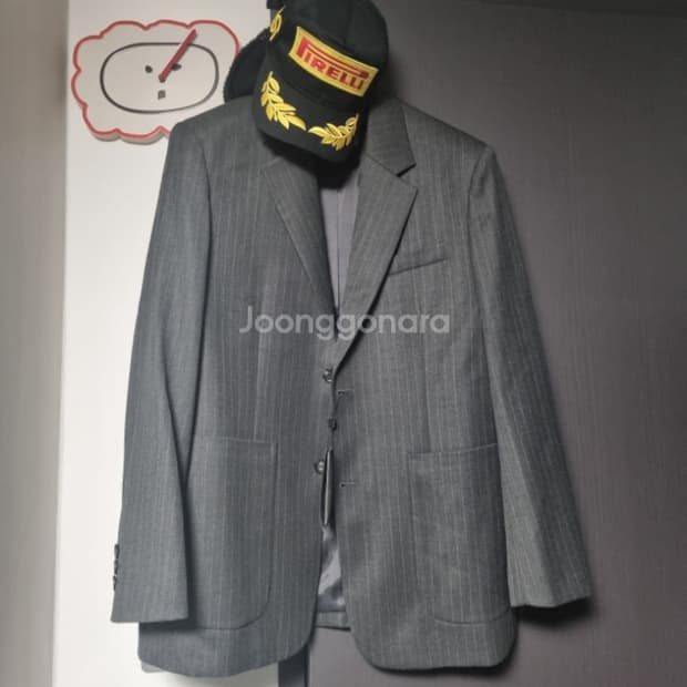 (105)벨리에 시티 노마드 스트라이프 자켓 팝니다.